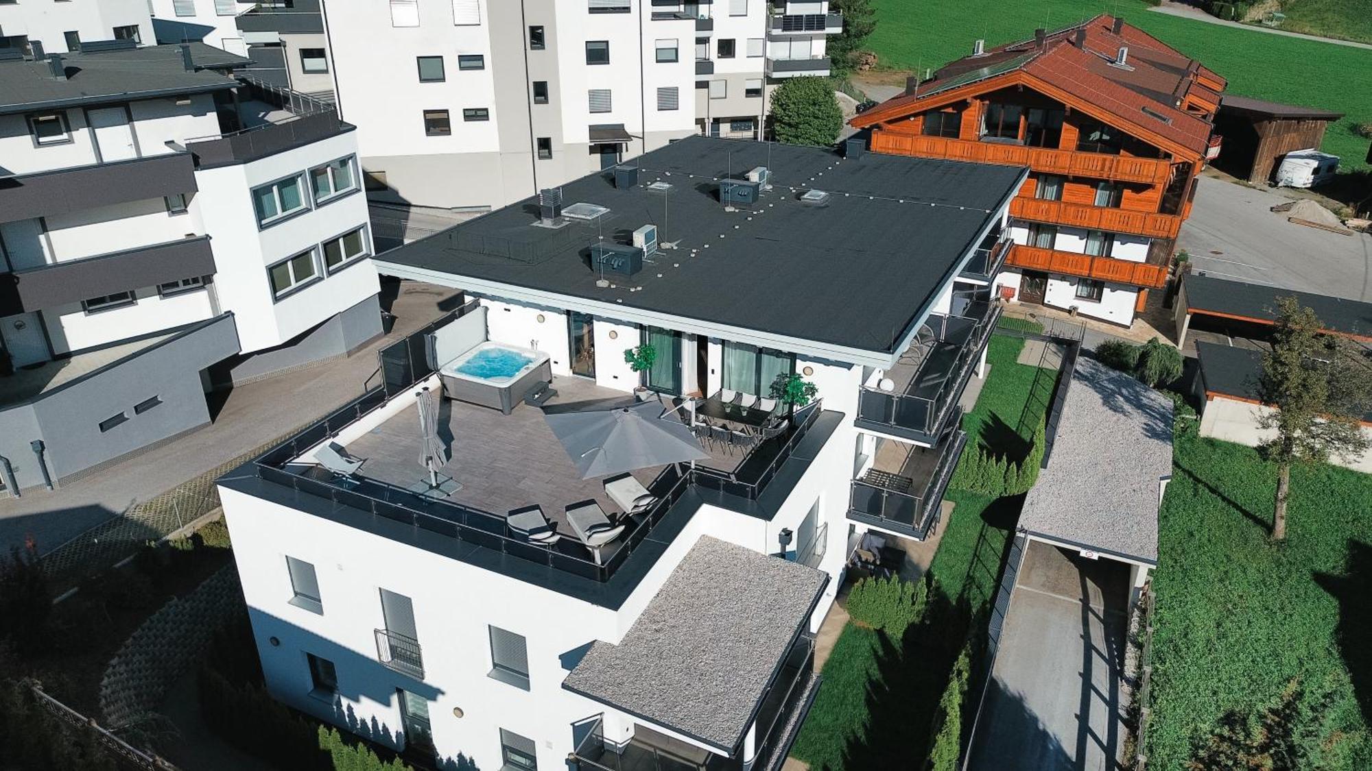 Alpenluxus Presents Cloud 9 - Private Roof Terrace With Whirlpool Διαμέρισμα Fügen Εξωτερικό φωτογραφία